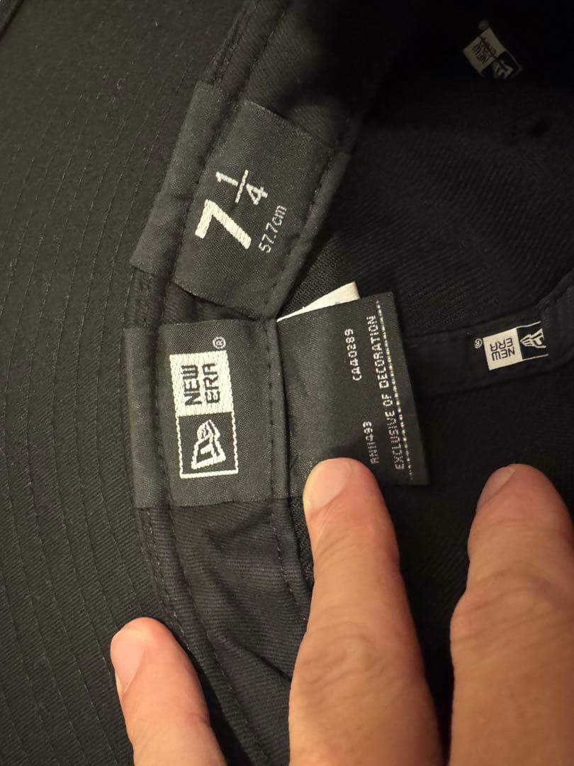 ニューエラ ブリムハット 7 1/4 57.7cm 黒 美品