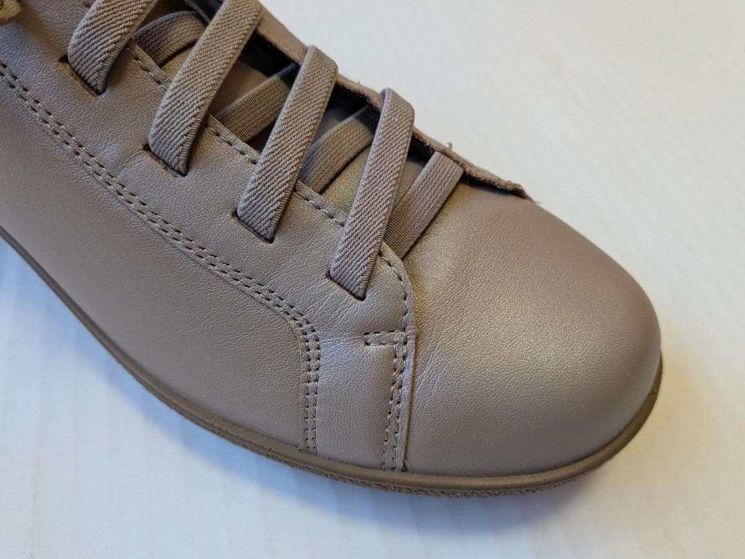 美品 アキレスソルボ コンフォート スニーカー レザースリッポン 24.5