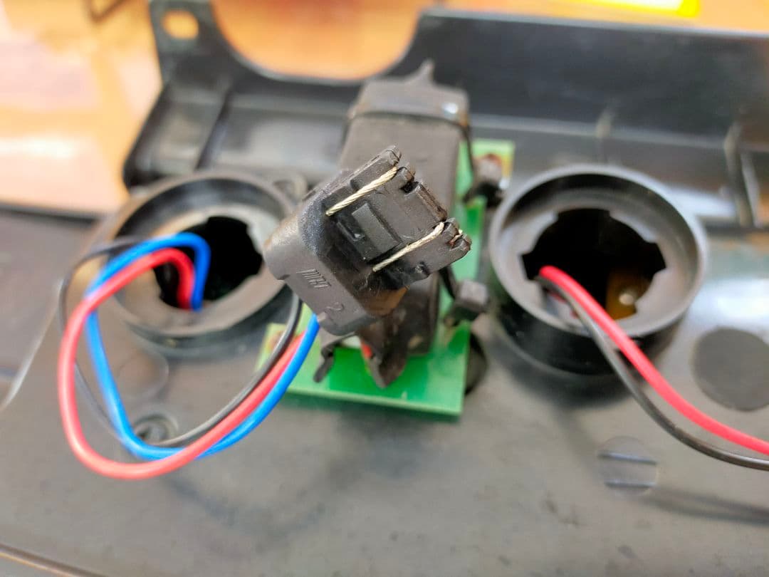 ジムニー　JB23W 社外LEDテールランプ　左右　LEDサンダーテール