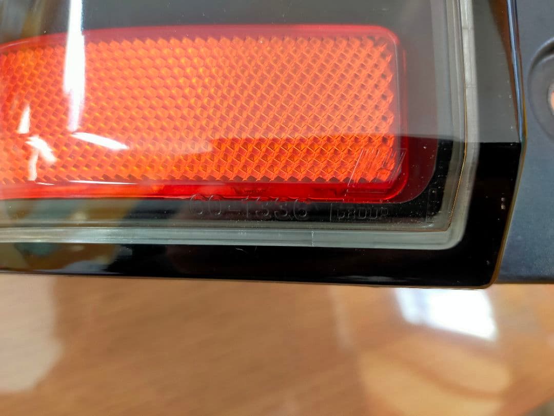 ジムニー　JB23W 社外LEDテールランプ　左右　LEDサンダーテール