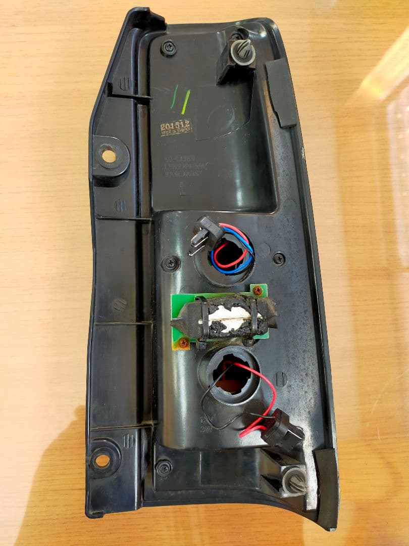 ジムニー　JB23W 社外LEDテールランプ　左右　LEDサンダーテール