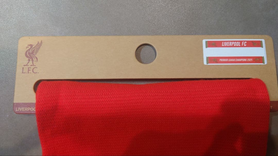 【公式・限定品】リバプール 2025年優勝記念スカーフ（マフラー）