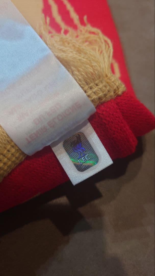 【公式・限定品】リバプール 2025年優勝記念スカーフ（マフラー）