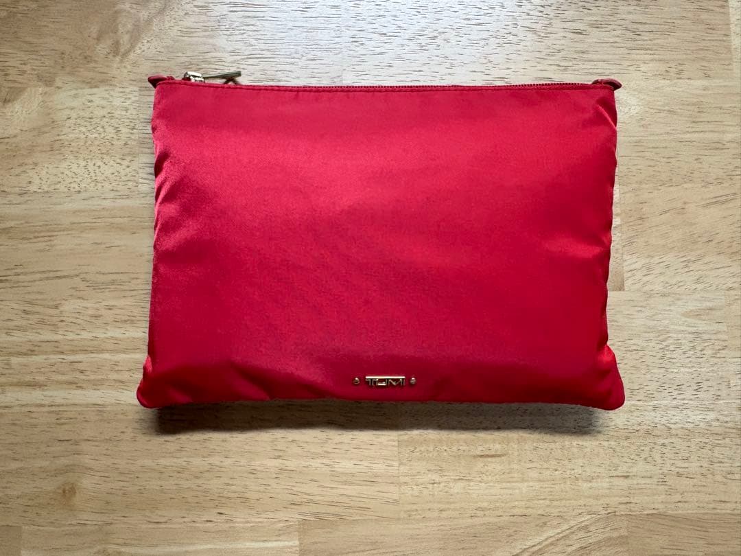 TUMI トゥミ ボヤジュール ジャスト・イン・ケース トートバッグ レッド