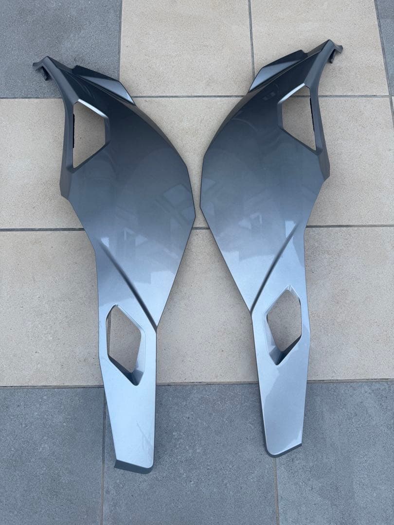 zx25r 純正カウル セット メタリックファントムシルバー × エボニー