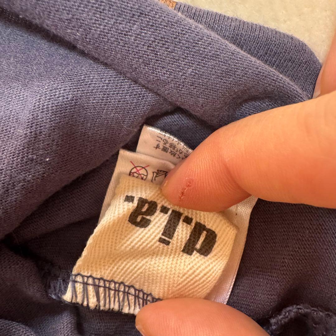 d.i.a. ダークパープル スカルプリント Tシャツ