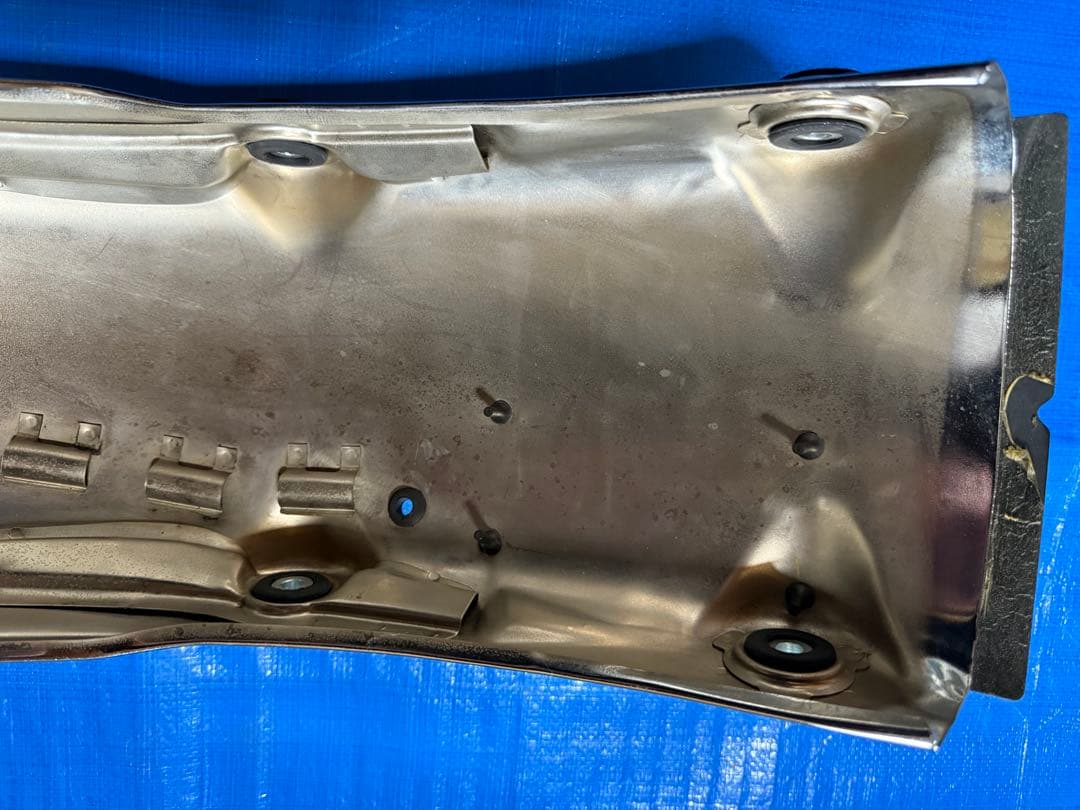 sr400FI 2016年式純正リアフェンダー