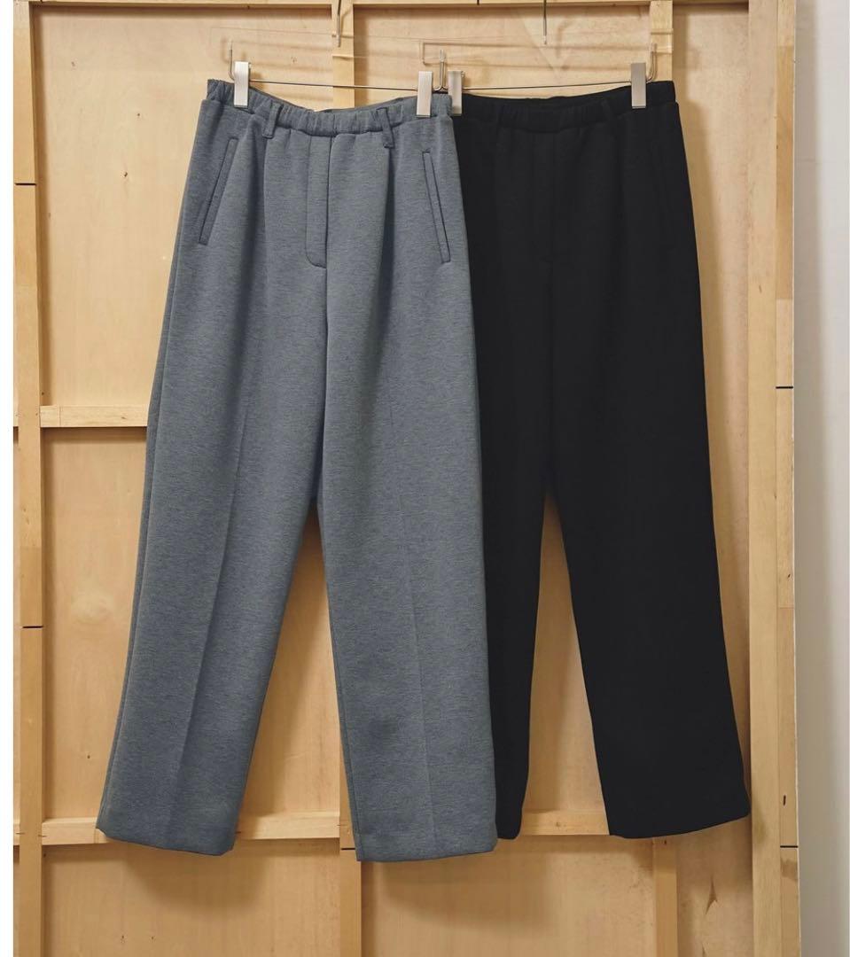 【TODAYFUL】Cushion Easy Trousers ブラック