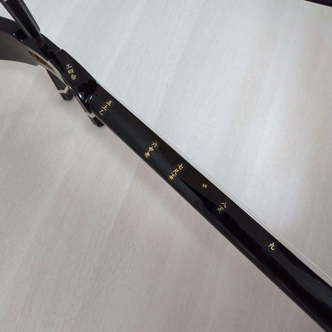 三線本体 黒と金の装飾 3弦