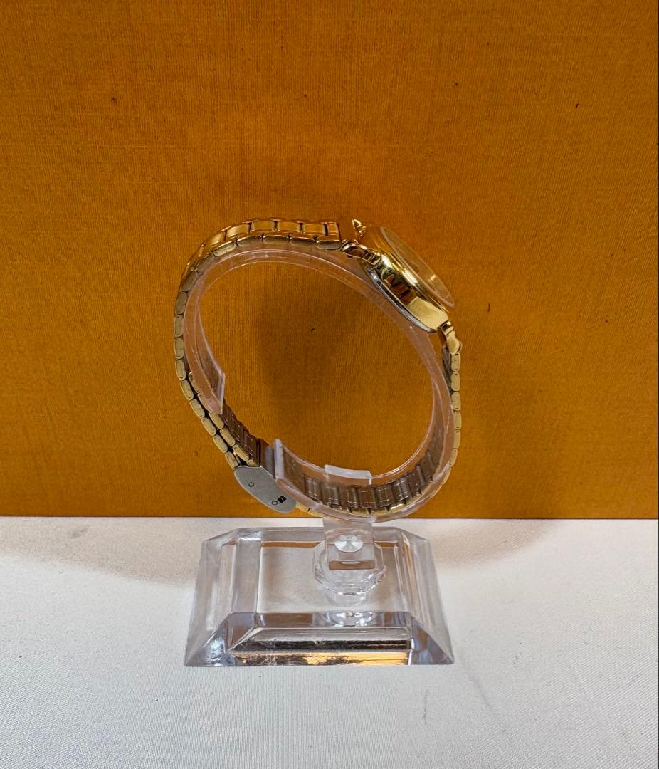 ✨稼働品美品✨CELINE セリーヌ　腕時計　ゴールド　クォーツ　ゴールド文字盤