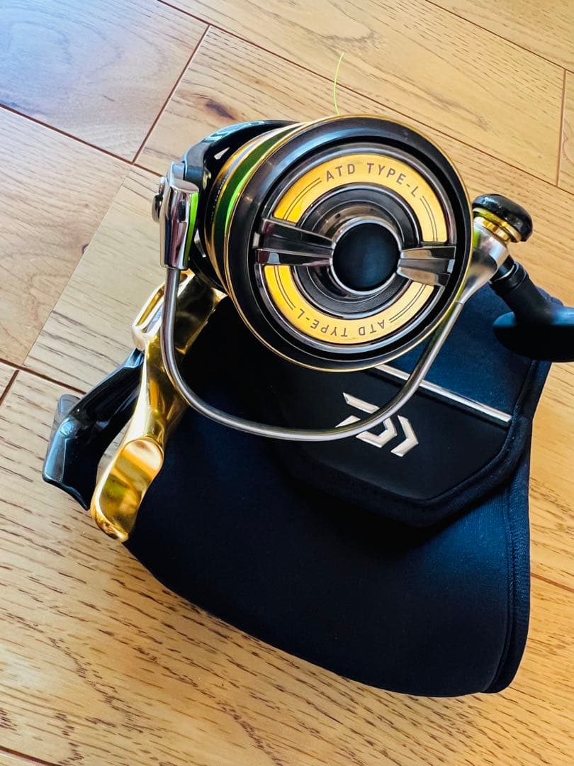 ダイワ　トーナメント磯　2500XH-LBD