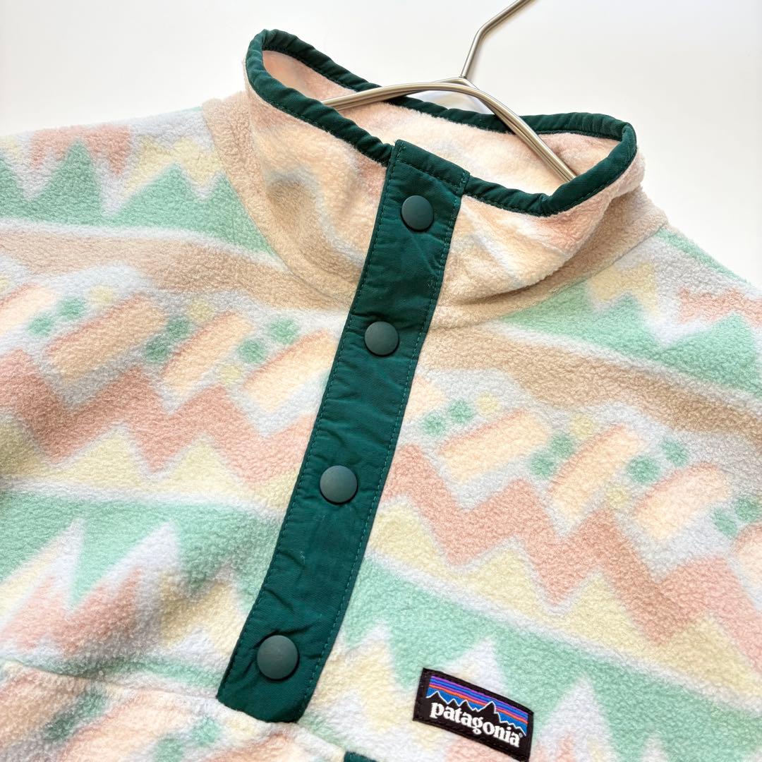 Patagonia シンチラスナップt 総柄 レディースS相当