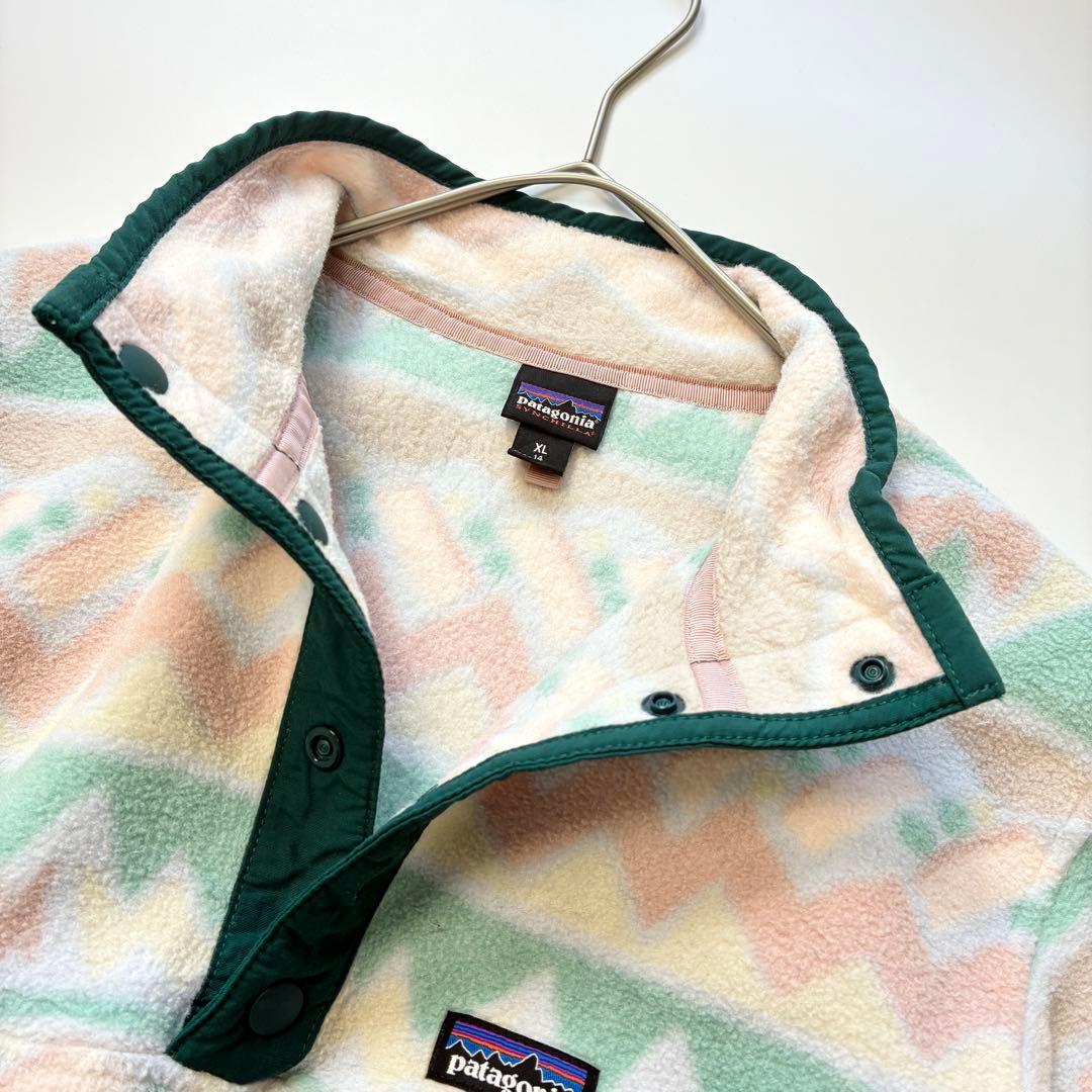 Patagonia シンチラスナップt 総柄 レディースS相当