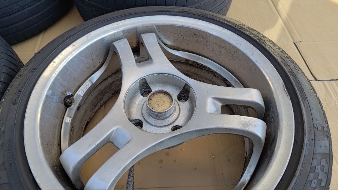 YOKOHAMA ADVAN SA3R 17インチ7ｊ35 8ｊ35 4本