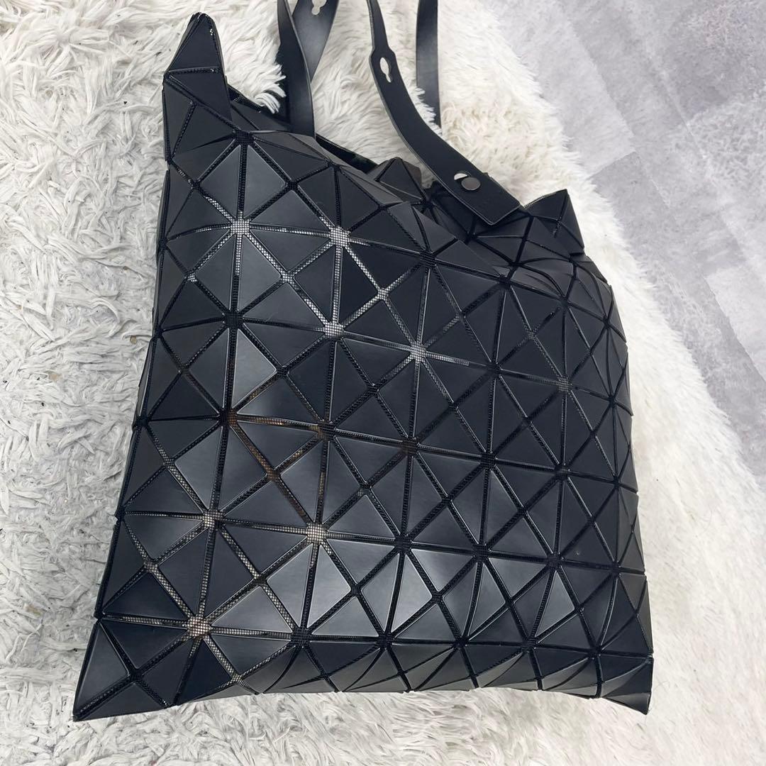 A4可 美品 バオバオイッセイミヤケ レザー トートバッグ ロゴ型押し ブラック