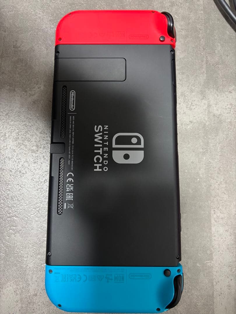 任天堂 Switch 本体