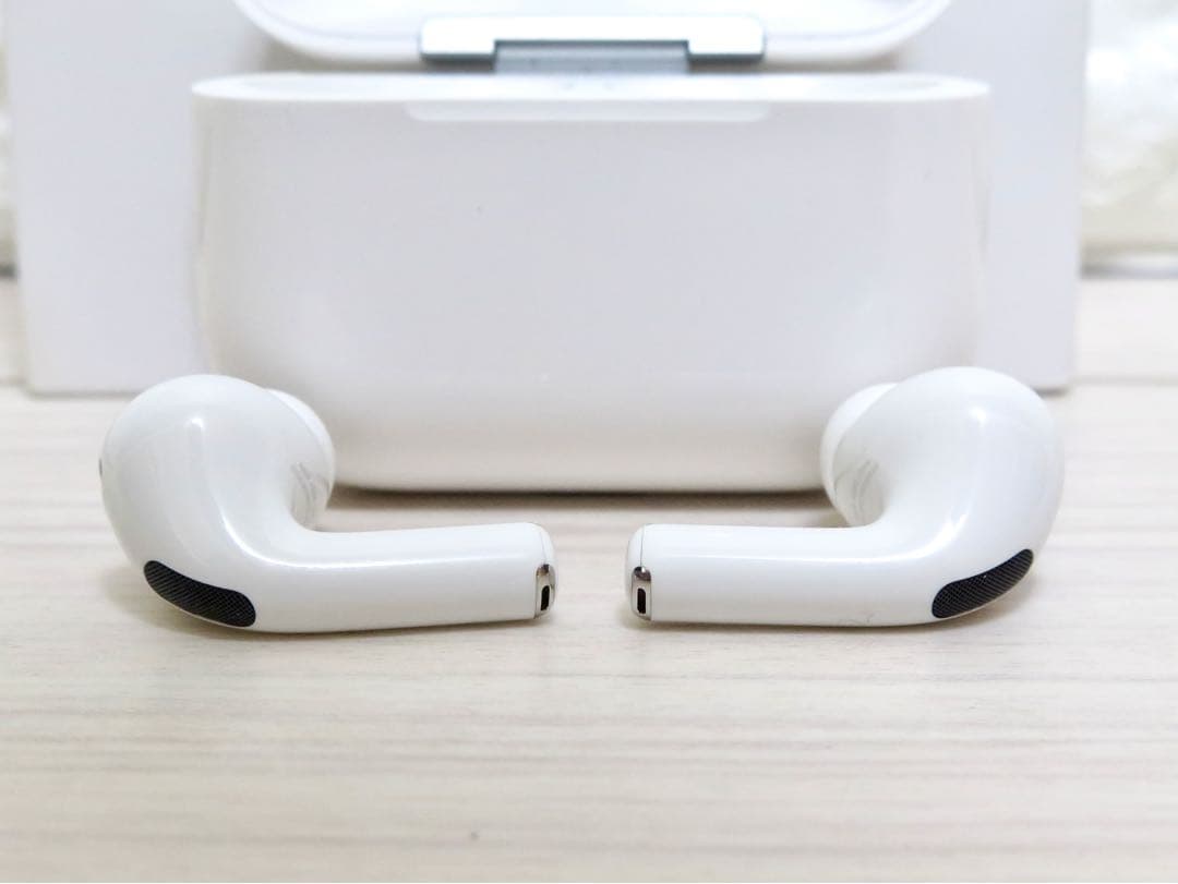 Apple AirPods Pro 3 純正品