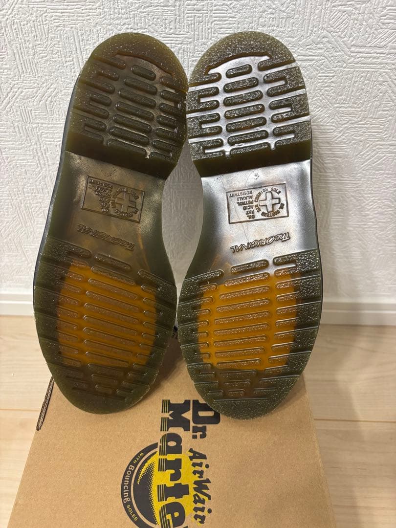 【新品未使用】　Dr. Martens ブラックエナメルドレスシューズ