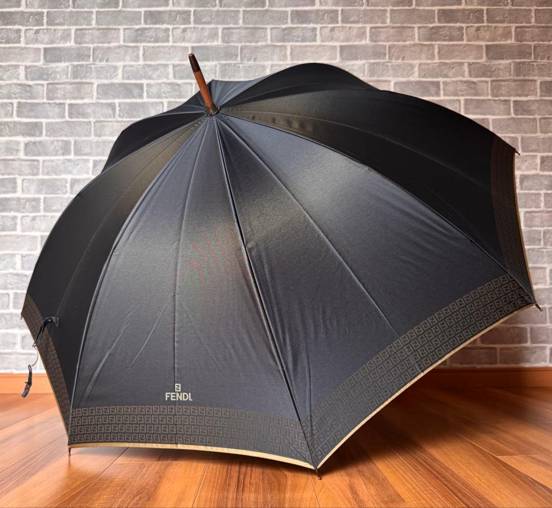 美品 FENDI フェンディFFロゴ ダークネイビー長傘