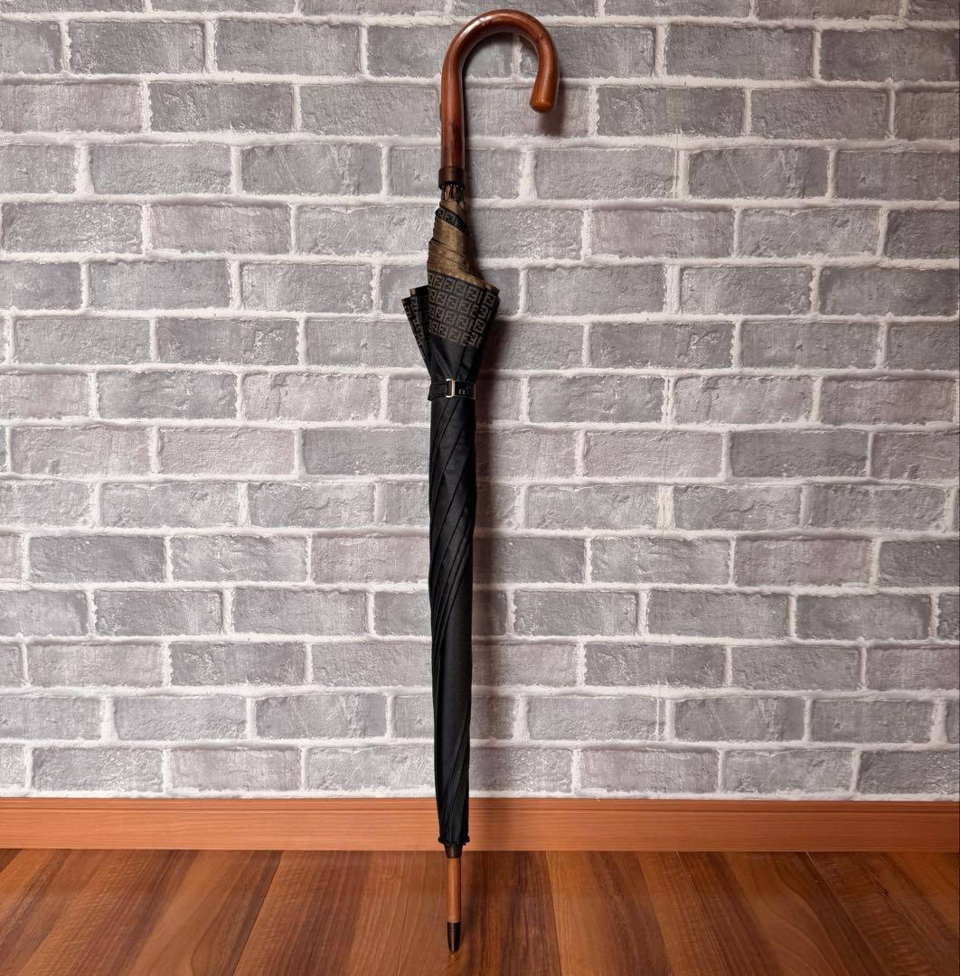 美品 FENDI フェンディFFロゴ ダークネイビー長傘