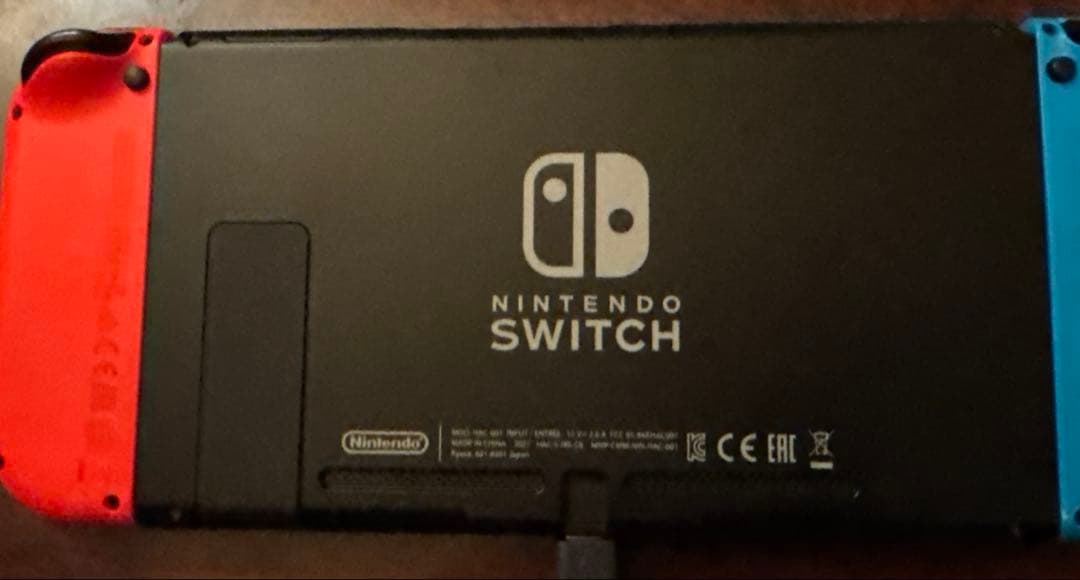 Nintendo Switch 本体　Joy-Con 純正充電ケーブルのセット