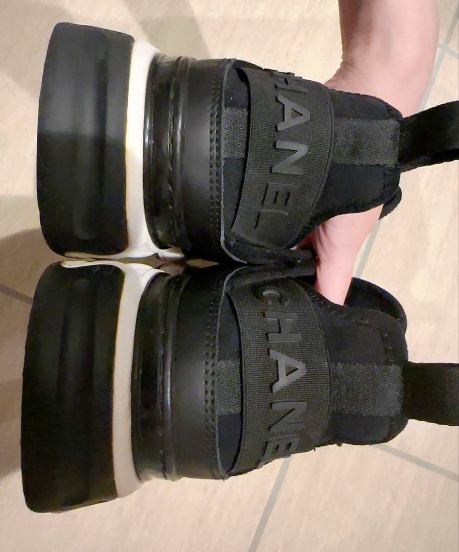 CHANEL シャネル　ココマーク スニーカー　23.5cm