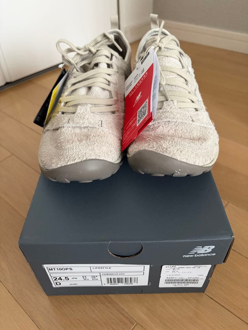 MT10OPS new balance 24.5cm ベージュ