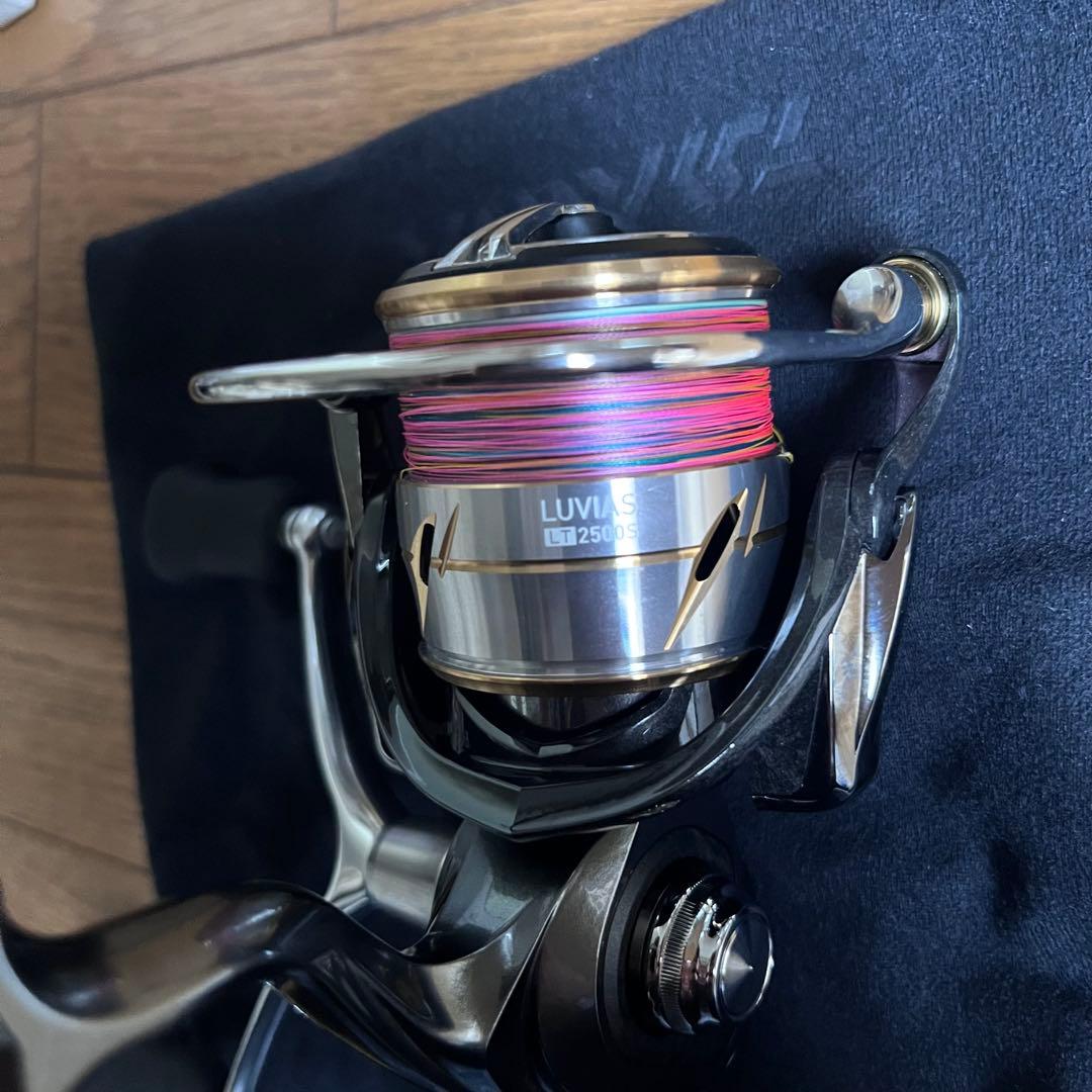 20ルビアス　LUVIAS 2500S-DHスピニングリール　新品