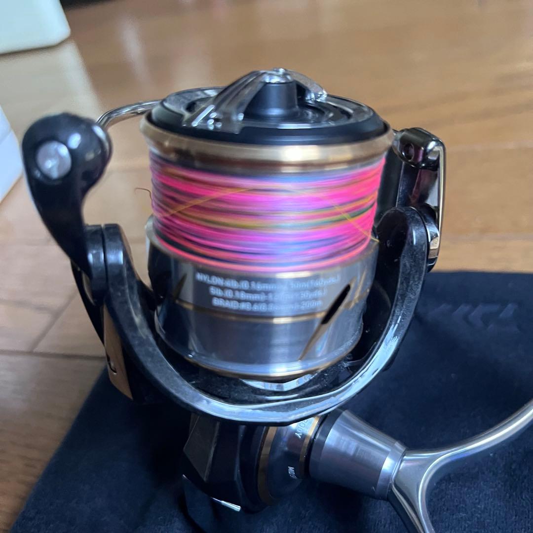 20ルビアス　LUVIAS 2500S-DHスピニングリール　新品