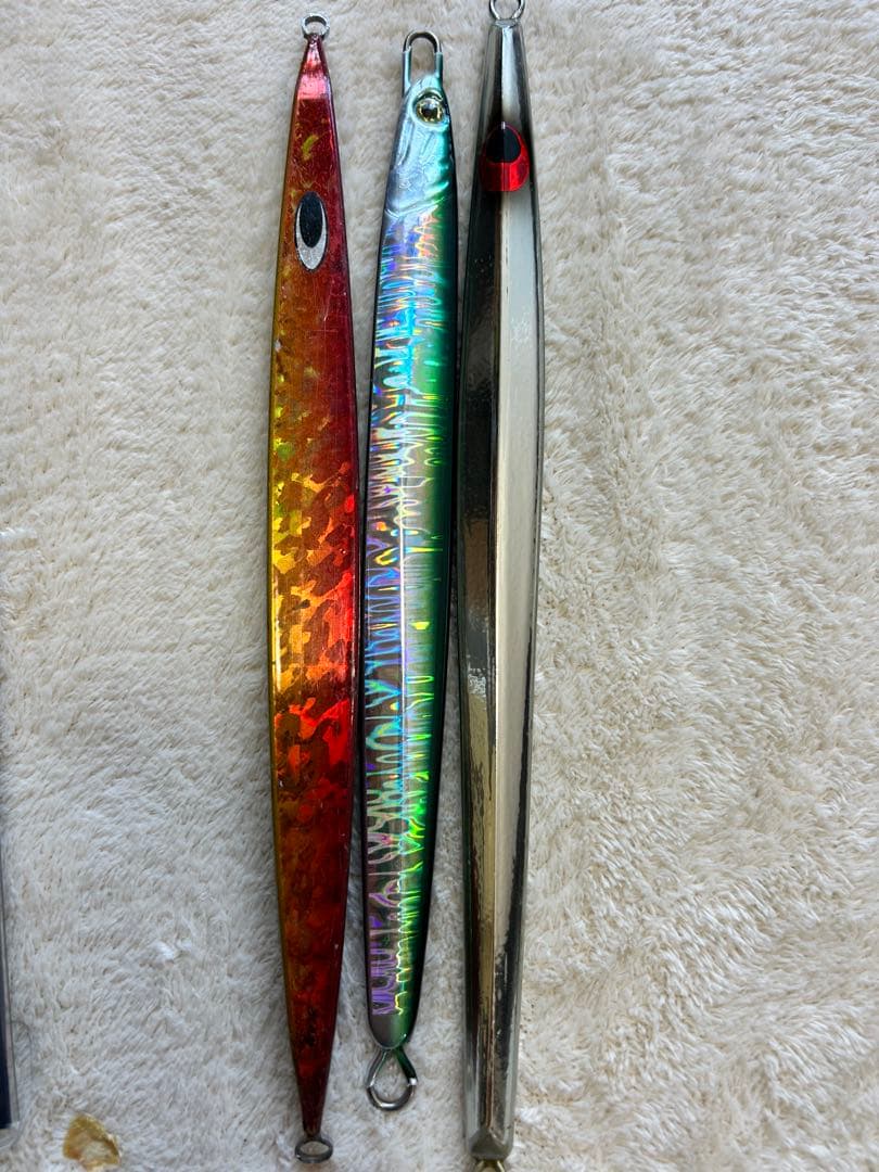 ウロコジグ400g、あいや〜ロング350g、スイムライダー、トンジギ用メタルジグ