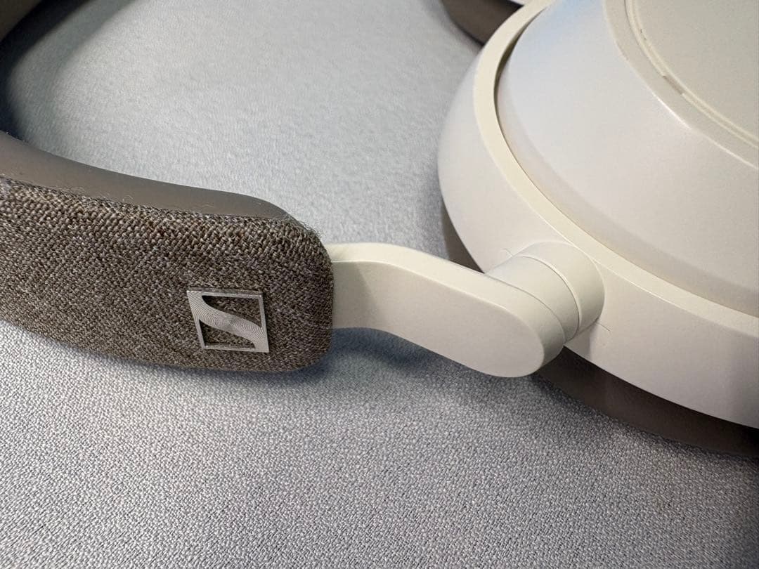 Sennheise MOMENTUM 4 Wireless　ヘッドホン