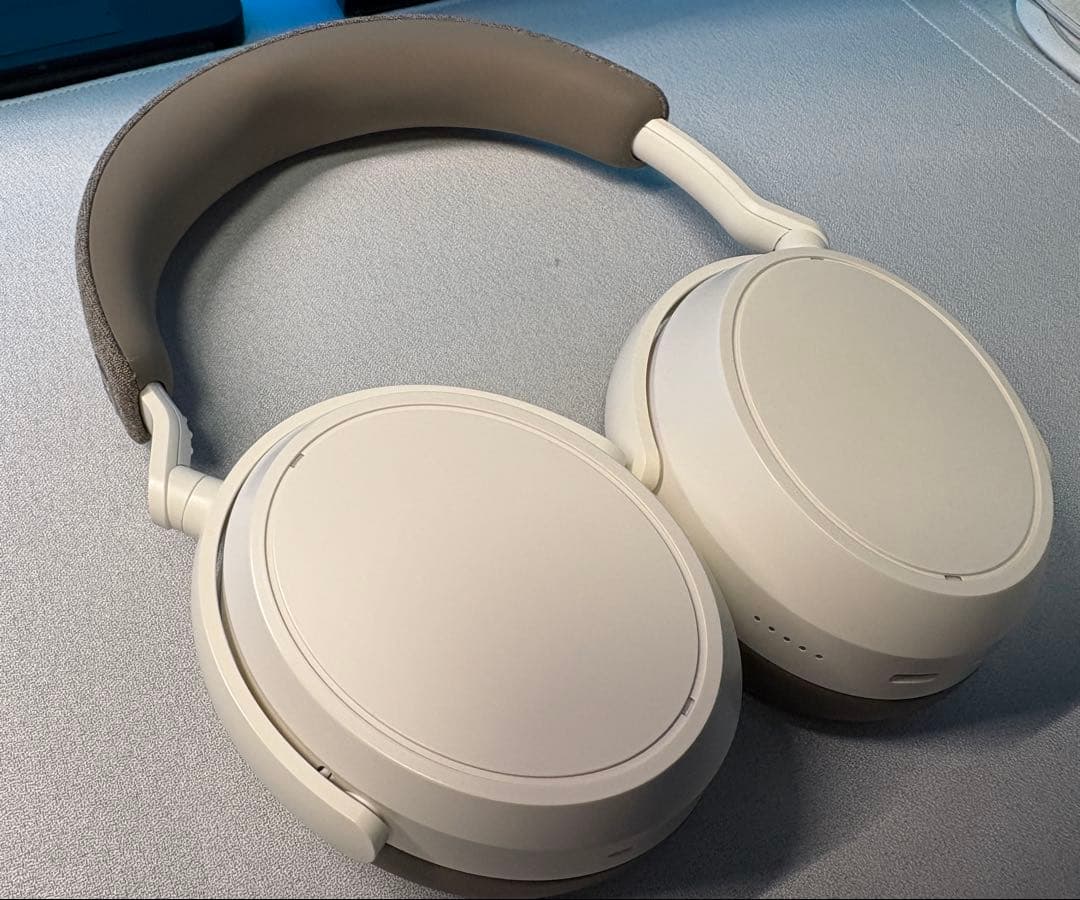 Sennheise MOMENTUM 4 Wireless　ヘッドホン