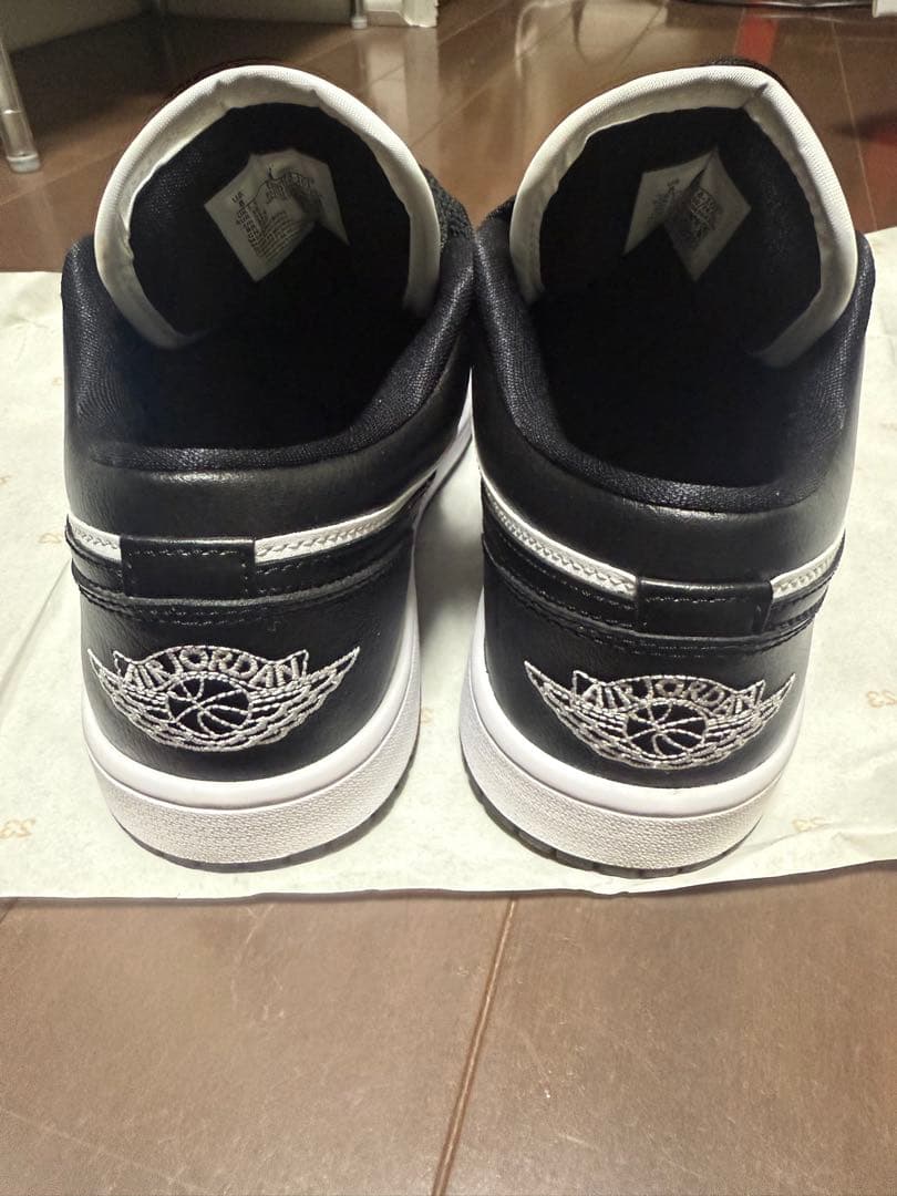 【使用一回のみ・美品】Jordan エアジョーダン1 ローカット 25cm