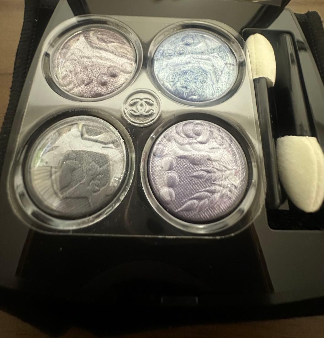 シャネル レ キャトル オンブル 397 ニュイ アストラル