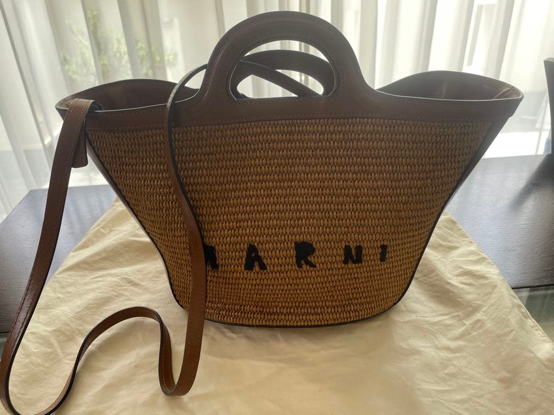 MARNI マルニ　トロピカリア