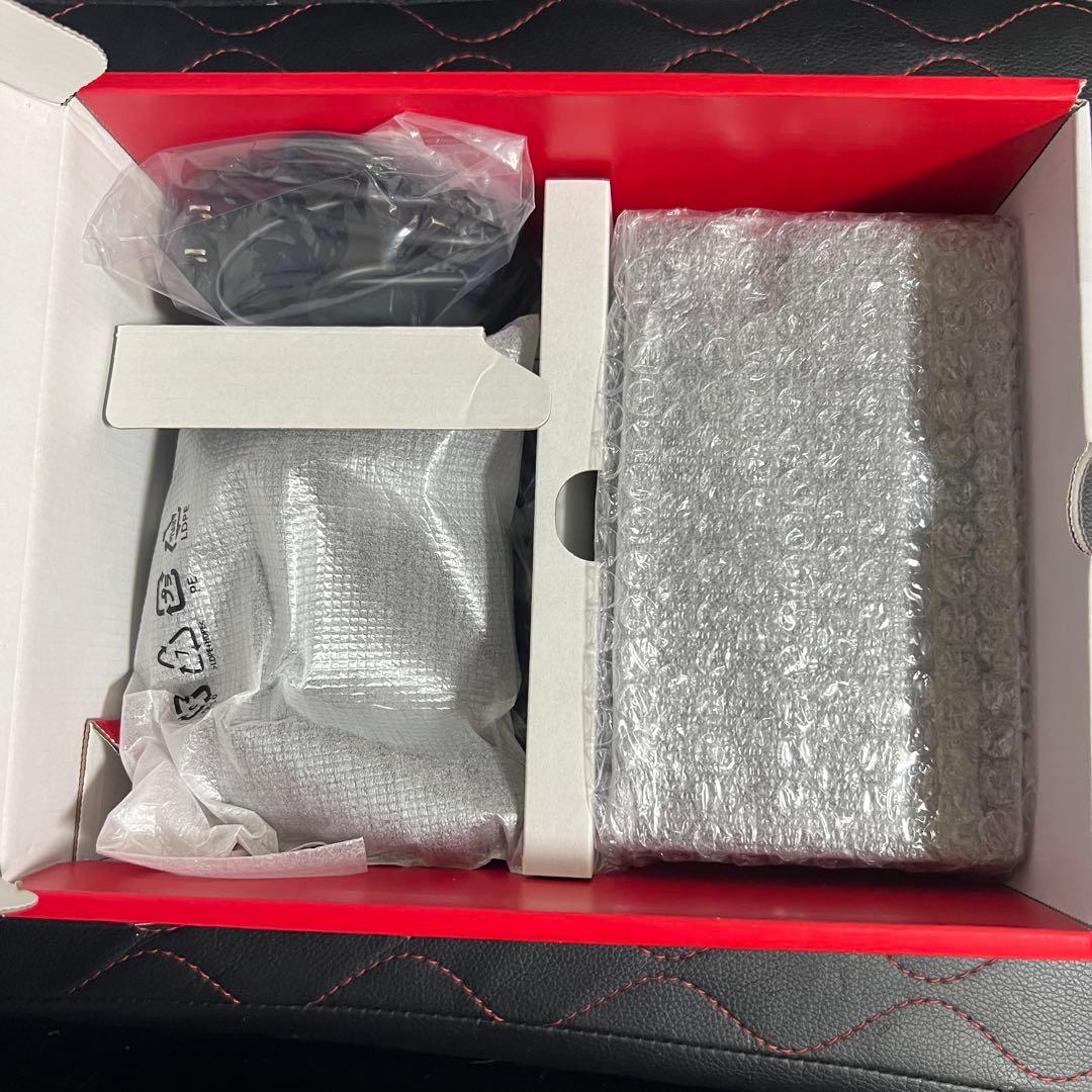 Nintendo Switch【新型、保証書あり】本体 青/赤