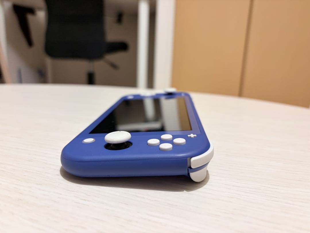 Nintendo Switch Lite 青 充電器付