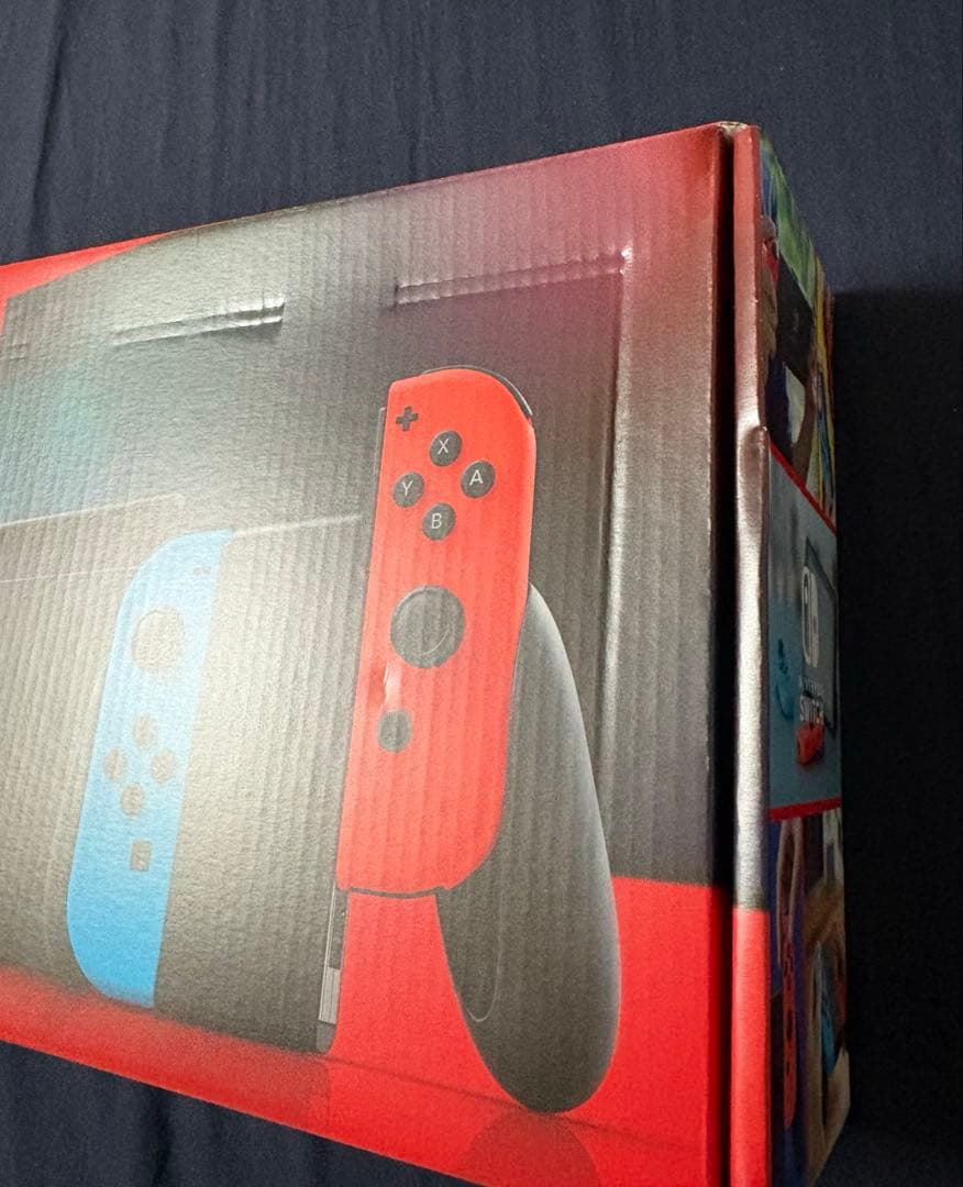 【新品未使用】Nintendo Switch 本体 青/赤　桃鉄 保護フィルム