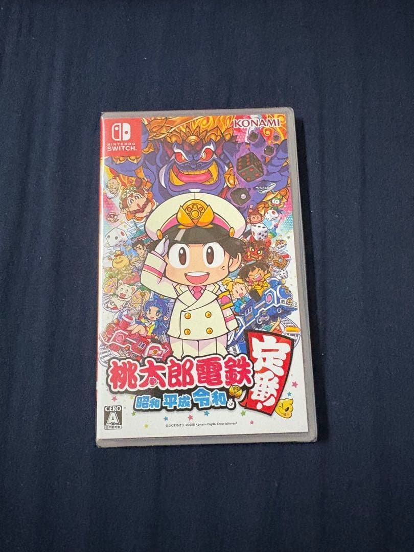 【新品未使用】Nintendo Switch 本体 青/赤　桃鉄 保護フィルム