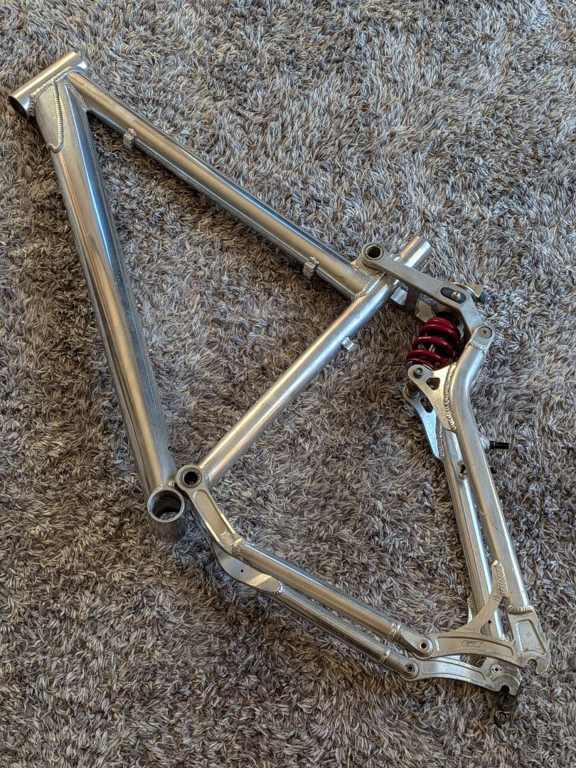 □ GT LTS1 OLD MTB 26インチ アルミフレーム シルバー＜中古＞