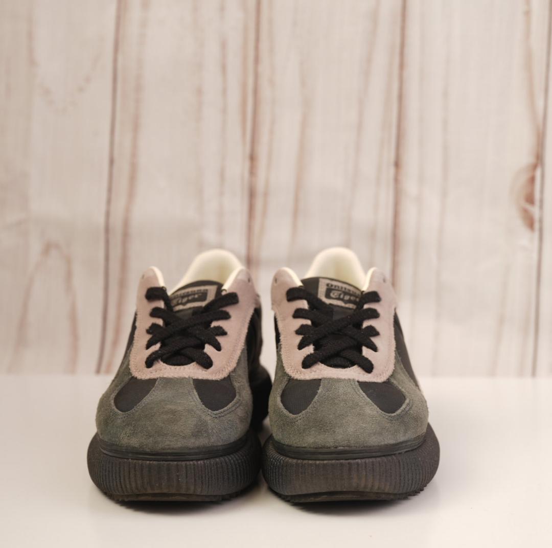 美品 Onitsuka Tiger DELECITY 24cm