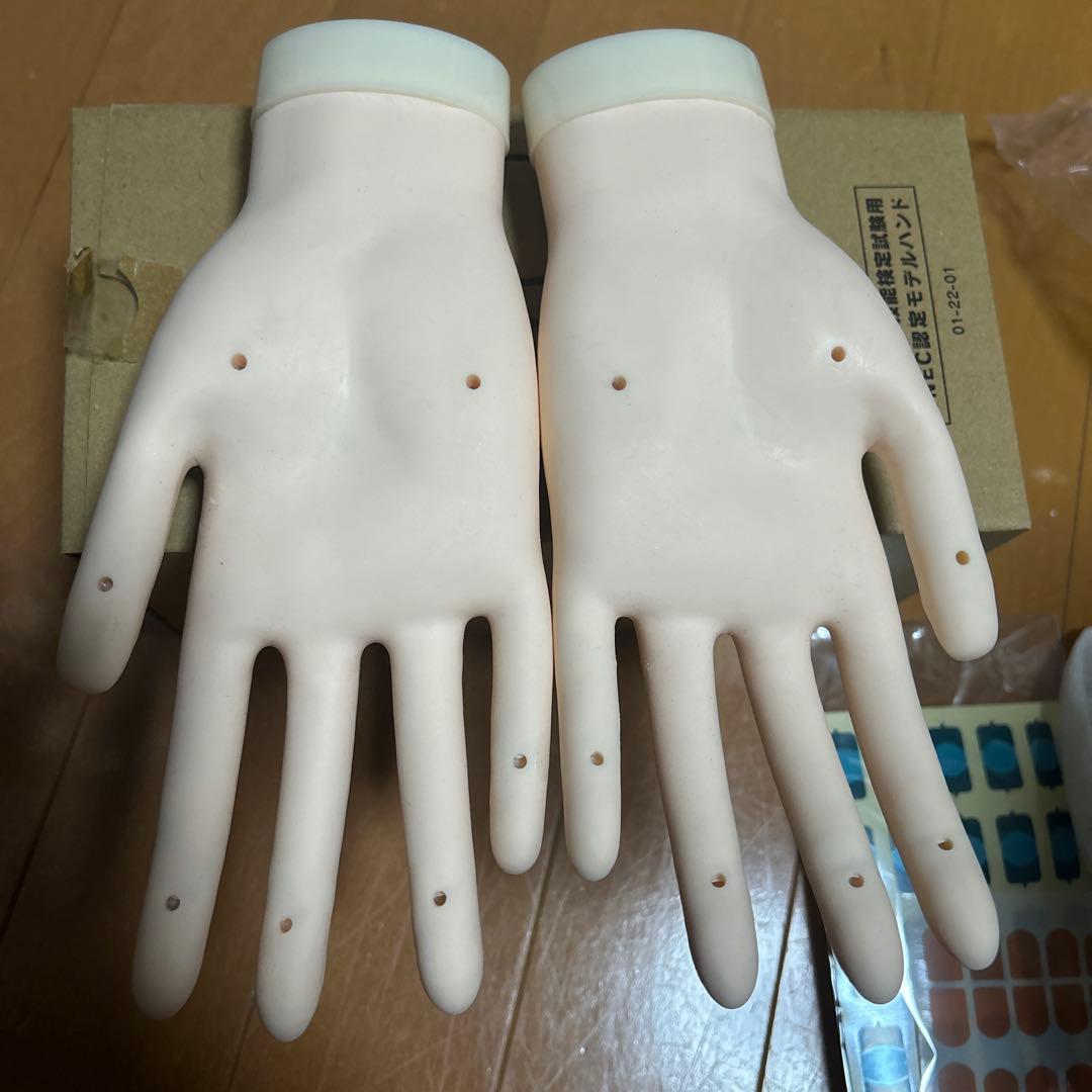 JNEC認定ハンドモデル　ネイリスト技能検定　美品