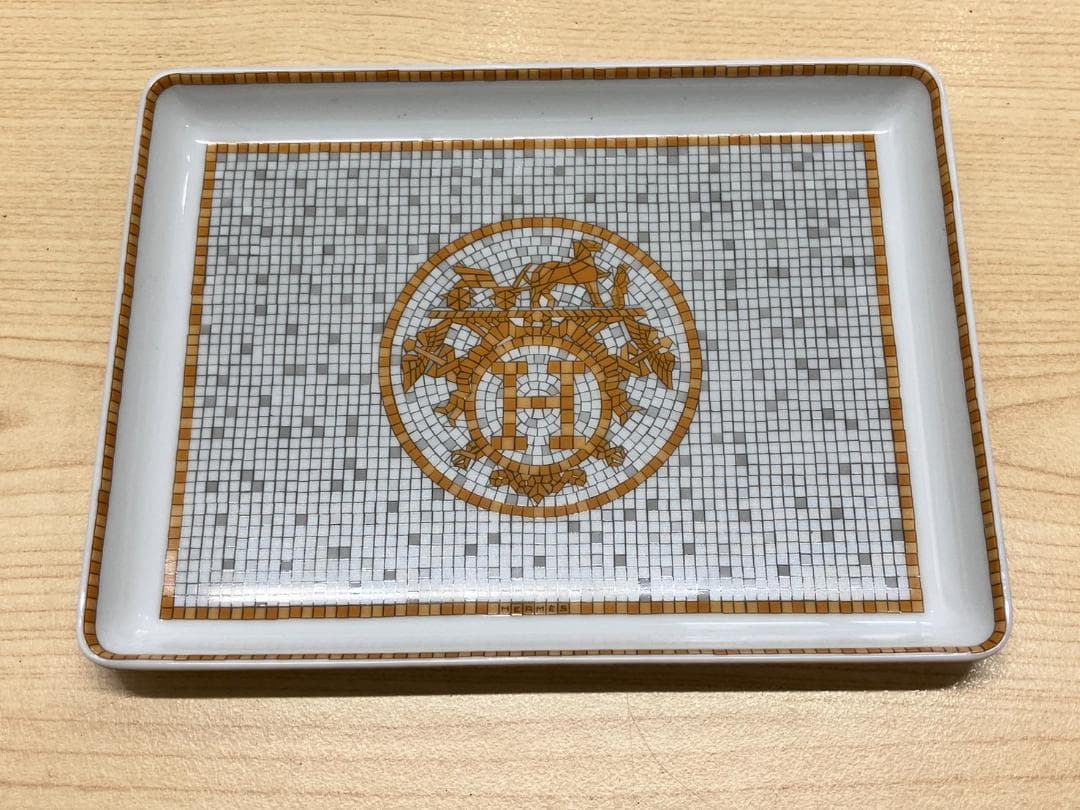 ★*♪様 未使用品！エルメス　モザイク　24ゴールド スクエアプレート