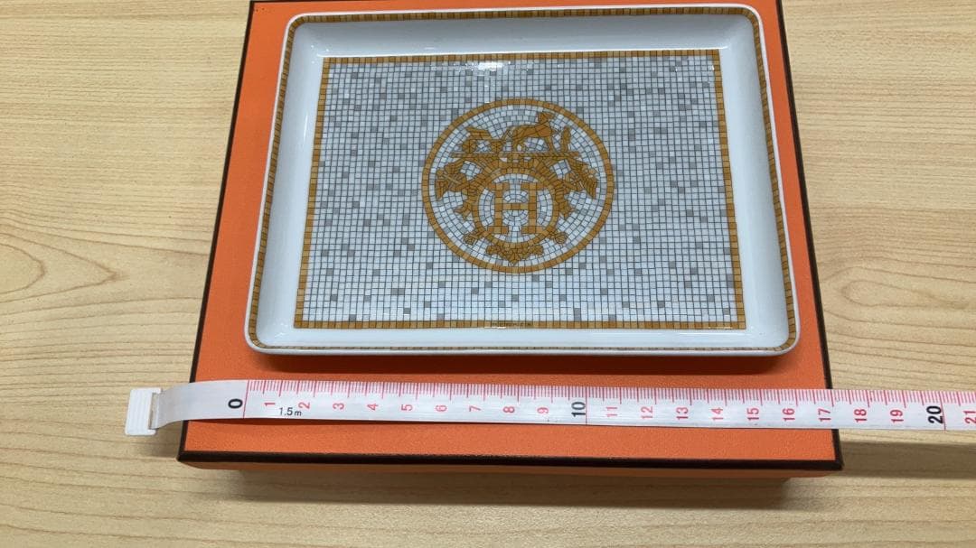 ★*♪様 未使用品！エルメス　モザイク　24ゴールド スクエアプレート