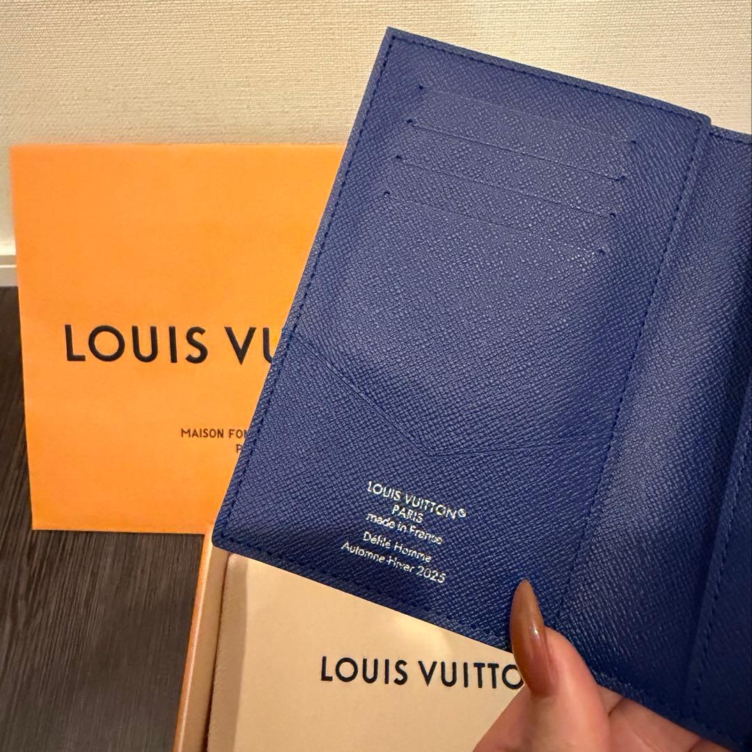 Louis Vuitton パスポートケース