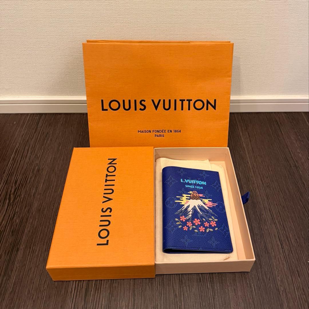 Louis Vuitton パスポートケース