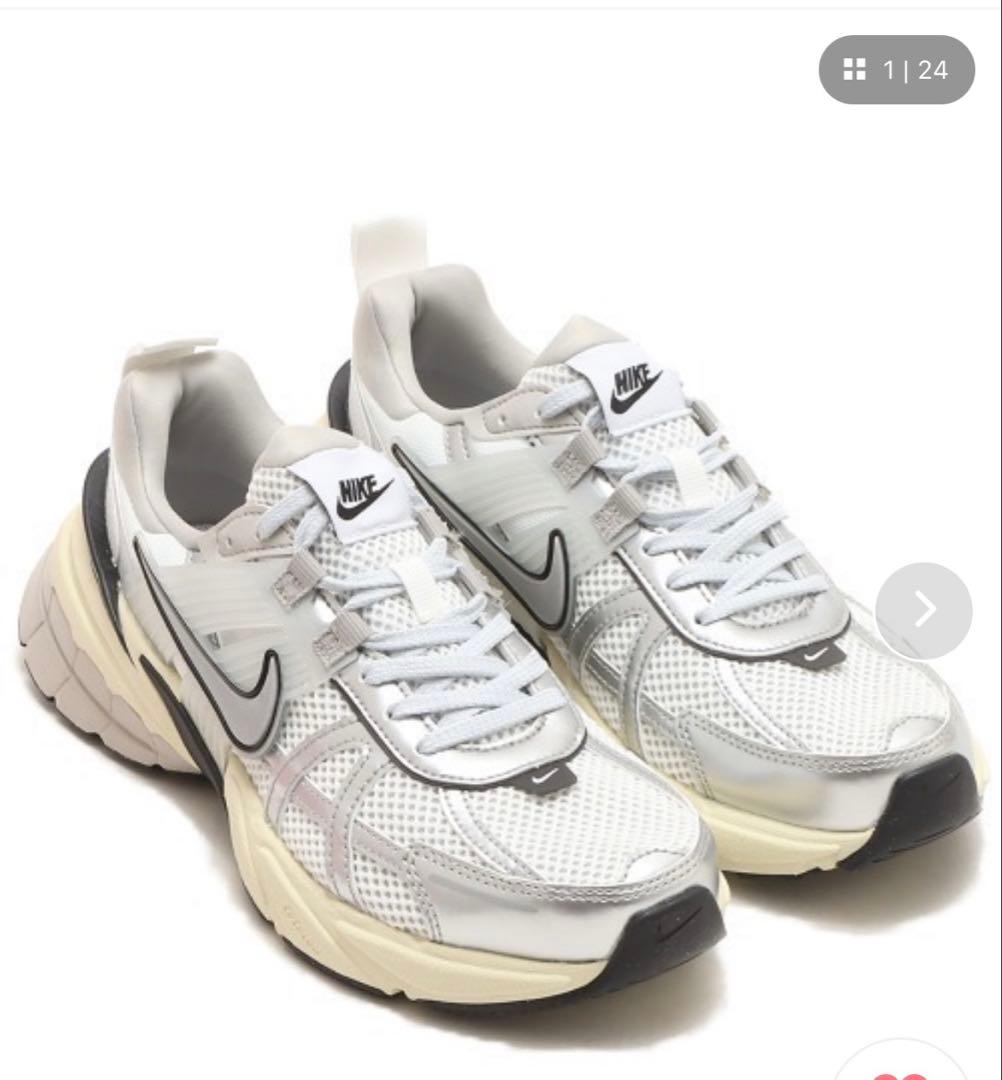 【美品】NIKE W V2K RUN サミットホワイト×シルバー24cm 箱付