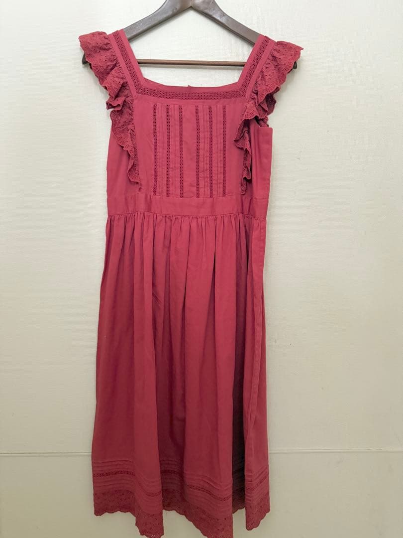 新品タグ付き　Bonpoint ボンポワン　レースフリルワンピース　14A