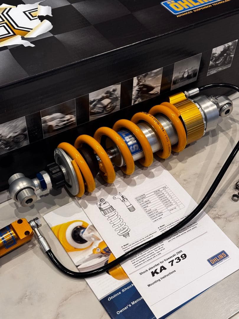 Z900RS オーリンズ リアサスペンション KA739
