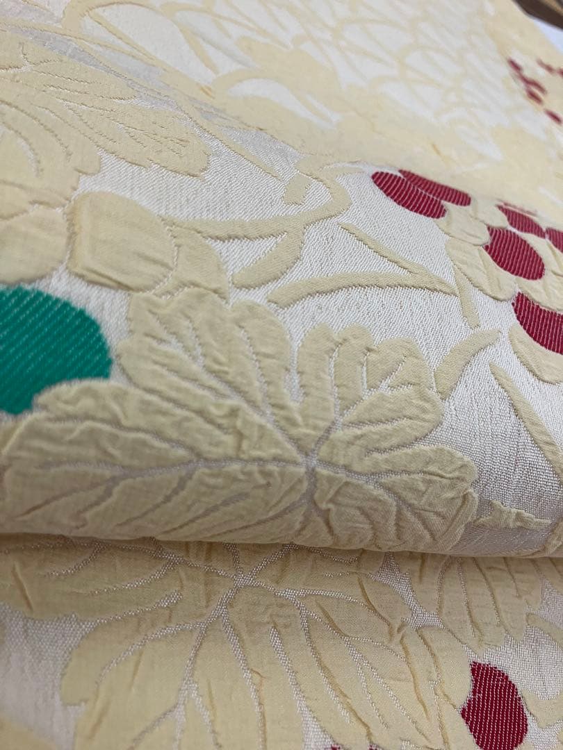 お仕立て上がり袋帯　新品未使用　正絹